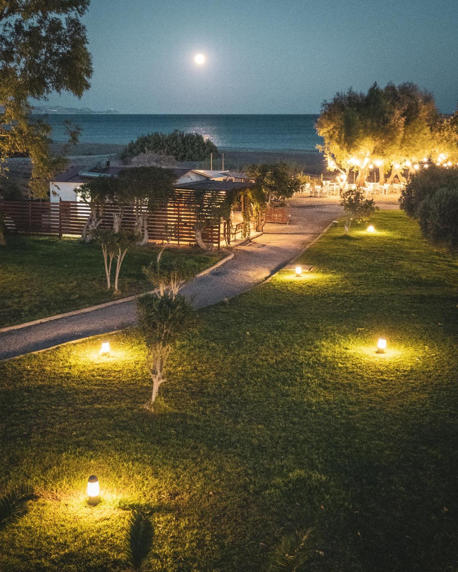 Eco Beach And Magic Garden Hotel Gennadi Eksteriør billede